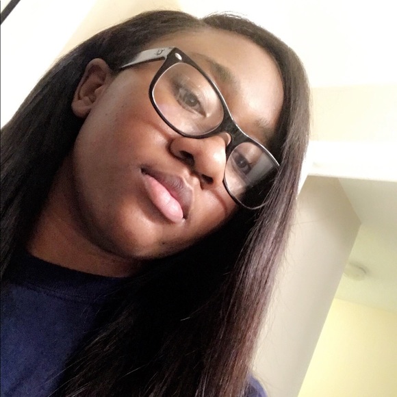 Meet the Posher Other - Meet your Posher, Laâtasha